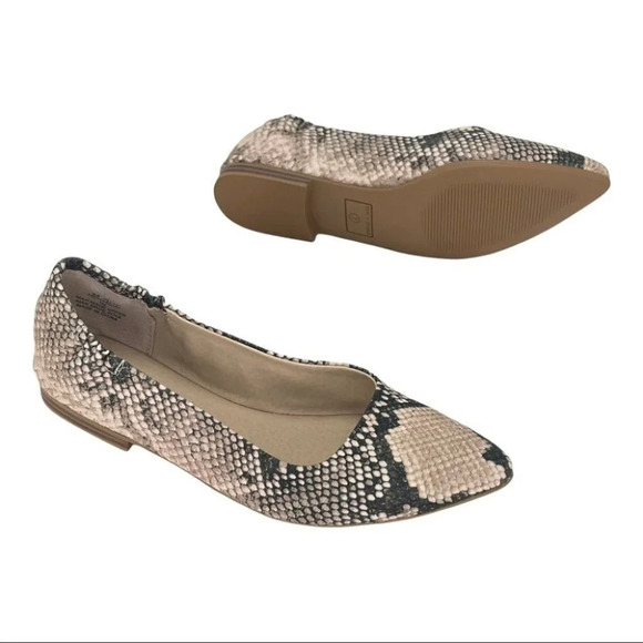 Sun + Stone Jilly Snake Print Womens Flat Loafers - Picture 11 of 12